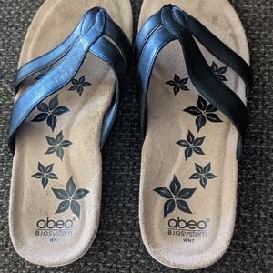 Abeo B.I.O SYSTEM black leather sandals size 7